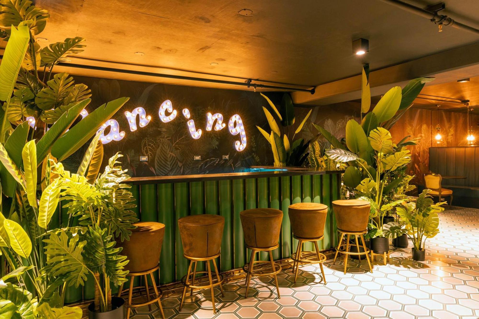 Firefly At 29, City Views And Wonderland Vibes! Hatillo  Kültér fotó